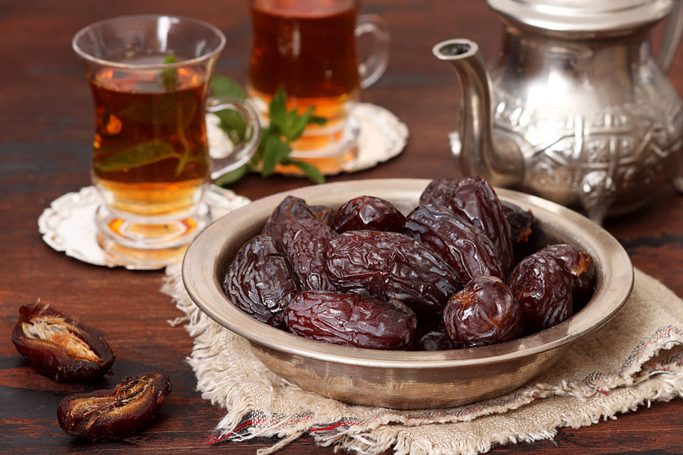 Sweet &amp; Savory Delight: Salad with Stuffed Dates